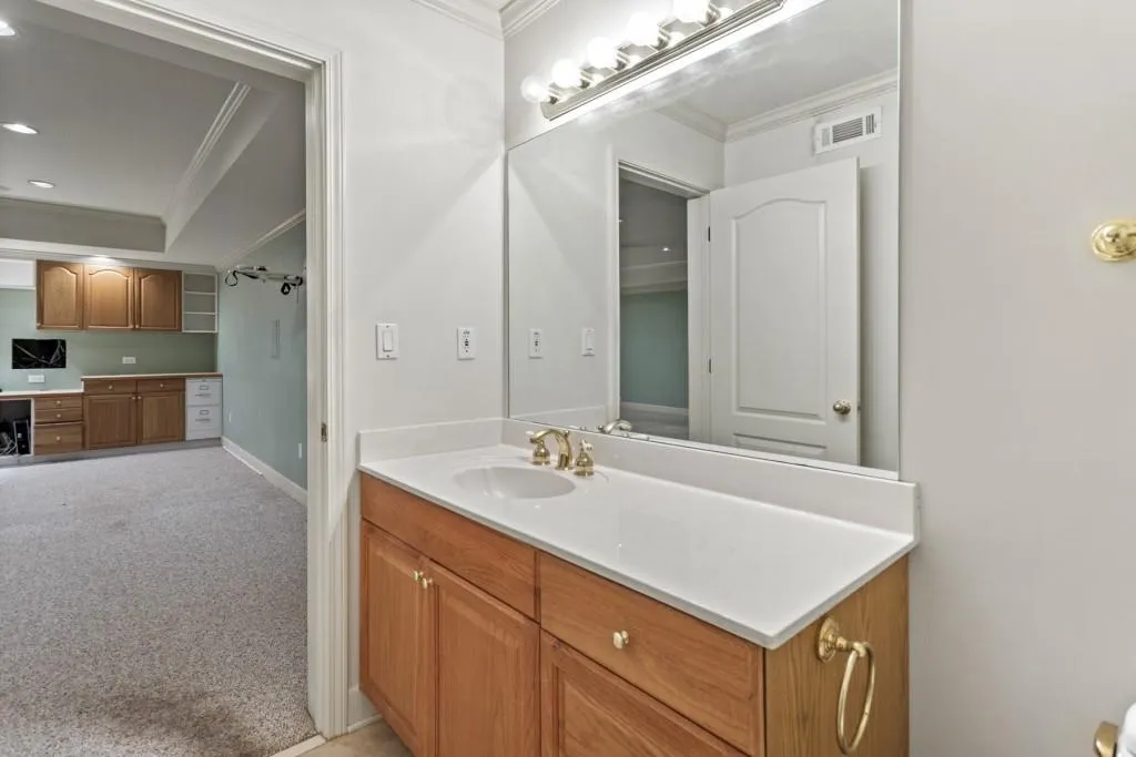 4979 Long Island Drive Nw, Sandy Springs, Georgia 30327, 3 Bedrooms Bedrooms, ,3 BathroomsBathrooms,Residential,Sold,4979 Long Island Drive Nw,6880381