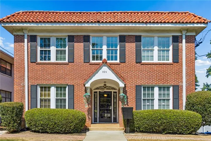 Historic brick condominium in the heart of Virginia-Highland