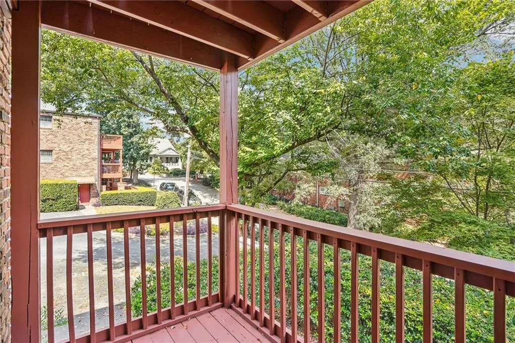 890 Glendale Terrace Ne Unit 1, Atlanta, Georgia 30309, 2 Bedrooms Bedrooms, ,1 BathroomBathrooms,Residential,For Sale,890 Glendale Terrace Ne Unit 1,7653190