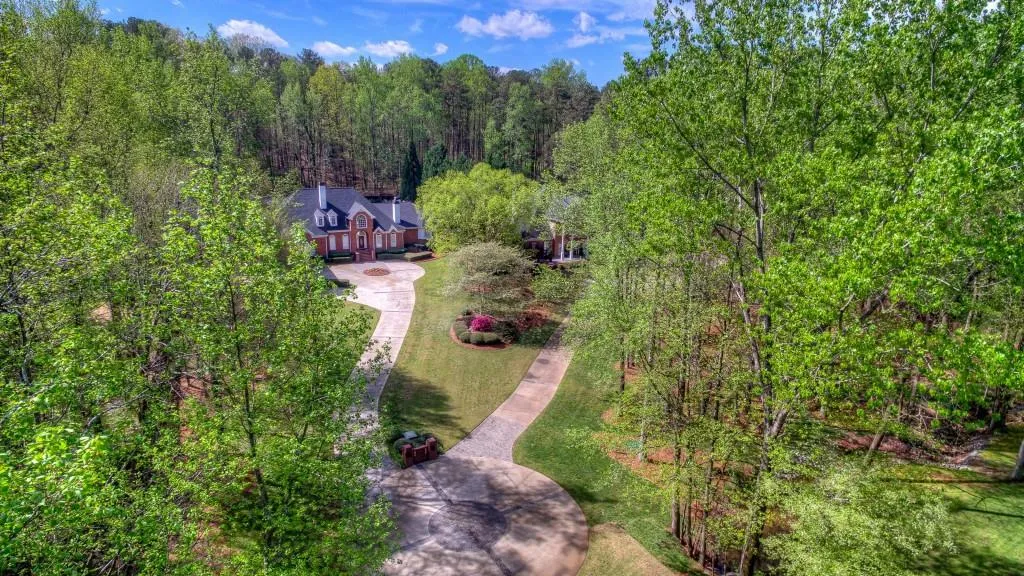 620 Heards Ferry Road, Atlanta, Georgia 30328, 8 Bedrooms Bedrooms, ,5 BathroomsBathrooms,Residential,Sold,620 Heards Ferry Road,5856129