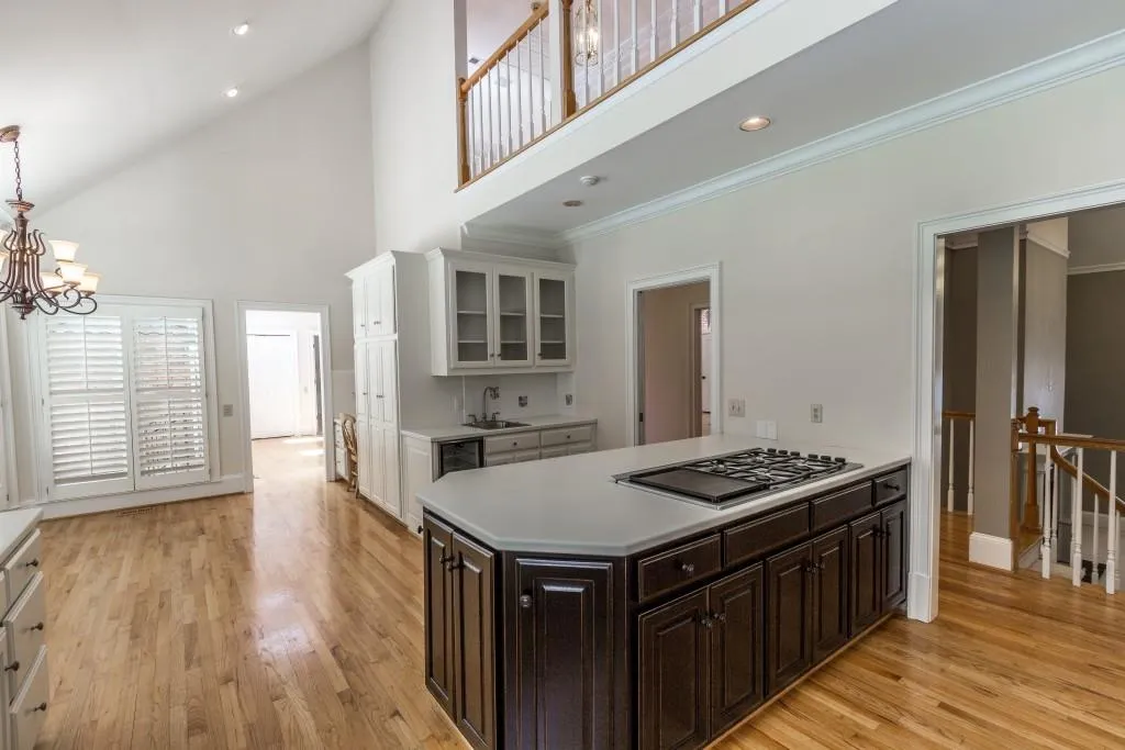 620 Heards Ferry Road, Atlanta, Georgia 30328, 8 Bedrooms Bedrooms, ,5 BathroomsBathrooms,Residential,Sold,620 Heards Ferry Road,5856129
