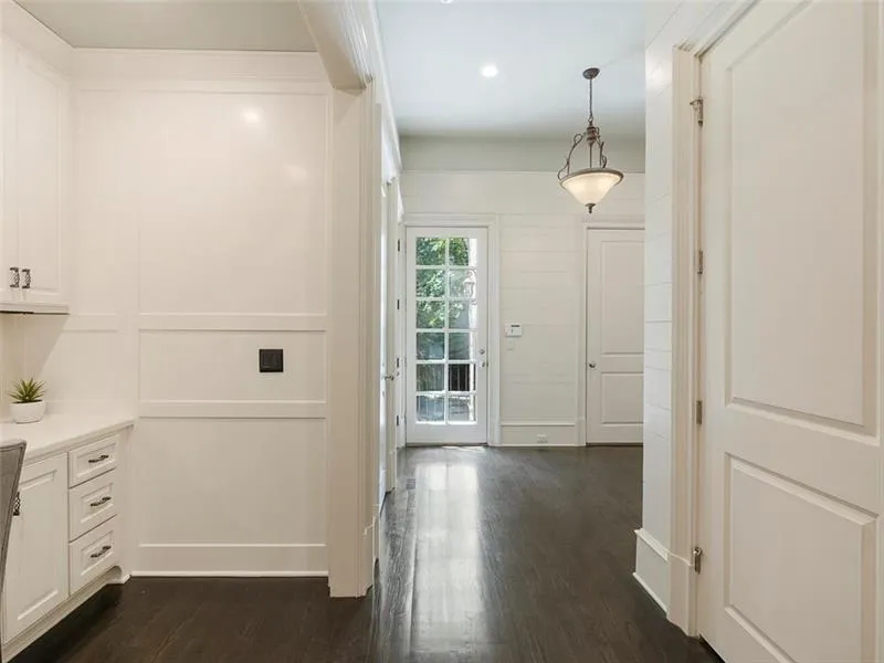 780 Brook Park Place, Sandy Springs, Georgia 30342, 6 Bedrooms Bedrooms, ,6 BathroomsBathrooms,Residential,Sold,780 Brook Park Place,6972607