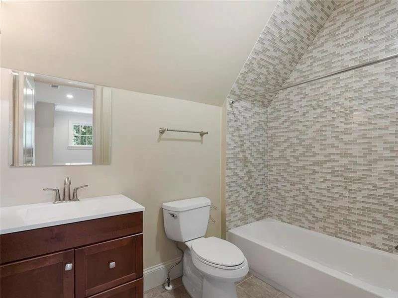 780 Brook Park Place, Sandy Springs, Georgia 30342, 6 Bedrooms Bedrooms, ,6 BathroomsBathrooms,Residential,Sold,780 Brook Park Place,6972607