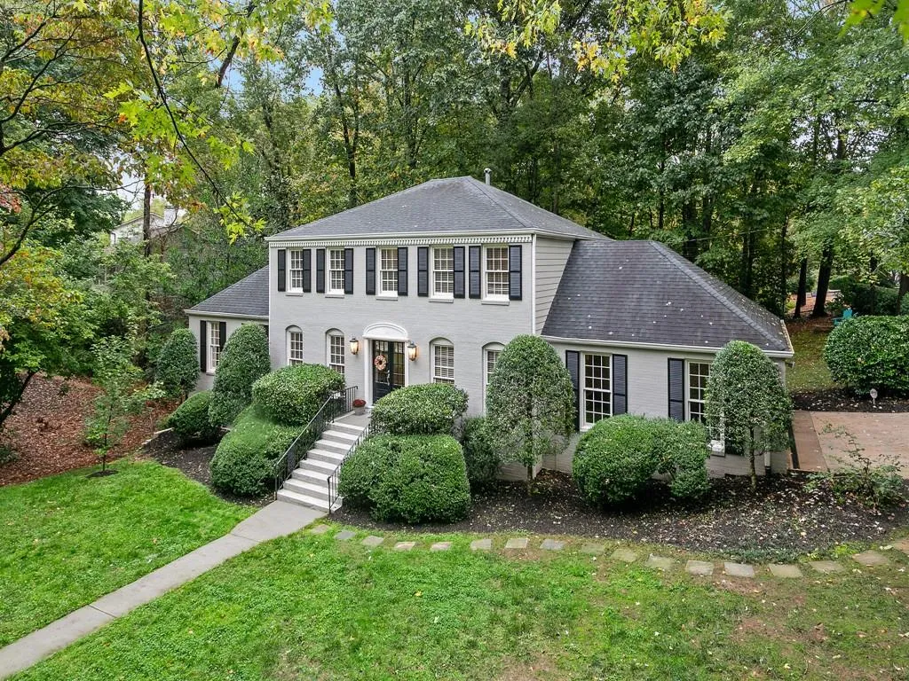 1020 Winding Creek Trail, Sandy Springs, Georgia 30328, 5 Bedrooms Bedrooms, ,4 BathroomsBathrooms,Residential,Sold,1020 Winding Creek Trail,7159292