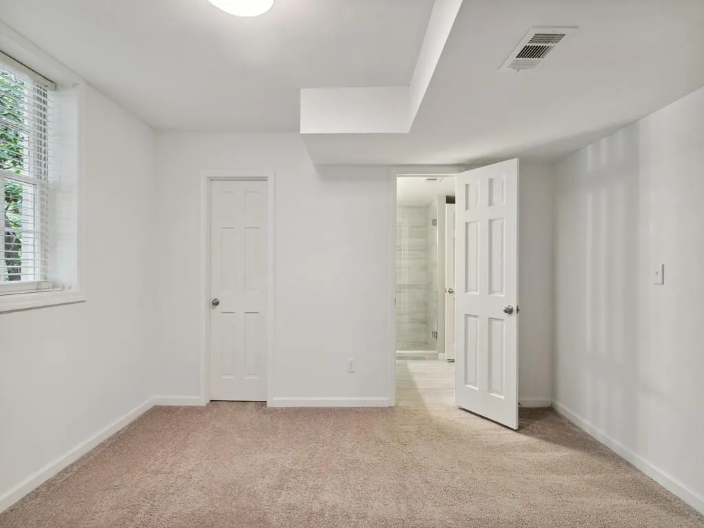 1020 Winding Creek Trail, Sandy Springs, Georgia 30328, 5 Bedrooms Bedrooms, ,4 BathroomsBathrooms,Residential,Sold,1020 Winding Creek Trail,7159292