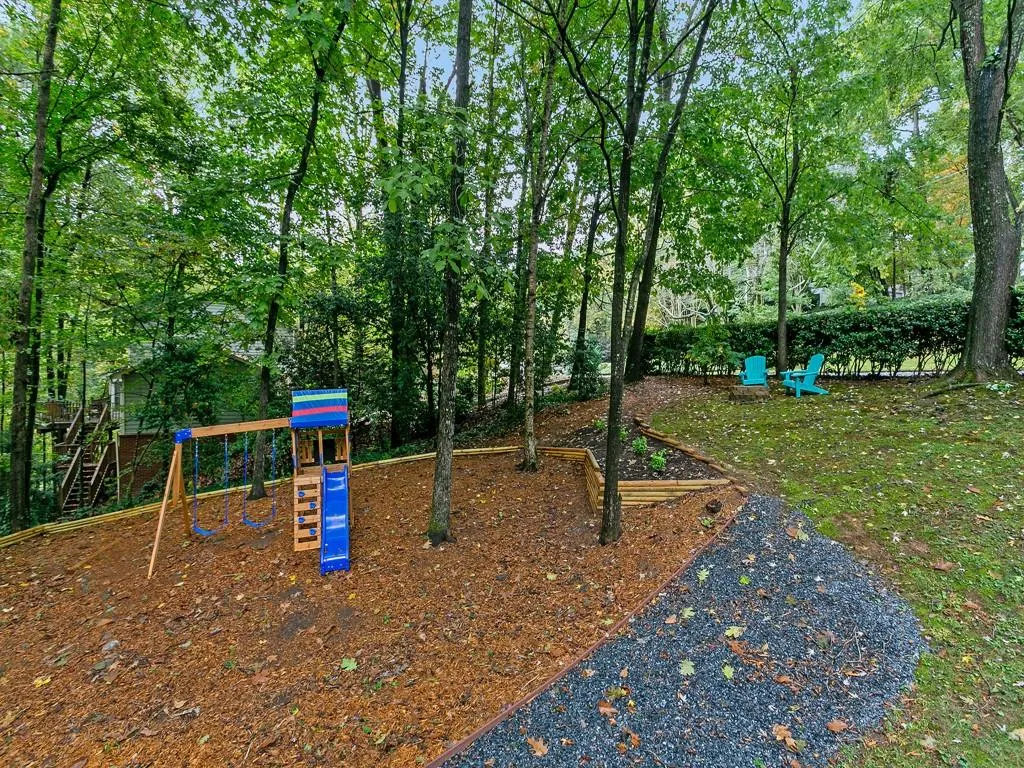 1020 Winding Creek Trail, Sandy Springs, Georgia 30328, 5 Bedrooms Bedrooms, ,4 BathroomsBathrooms,Residential,Sold,1020 Winding Creek Trail,7159292