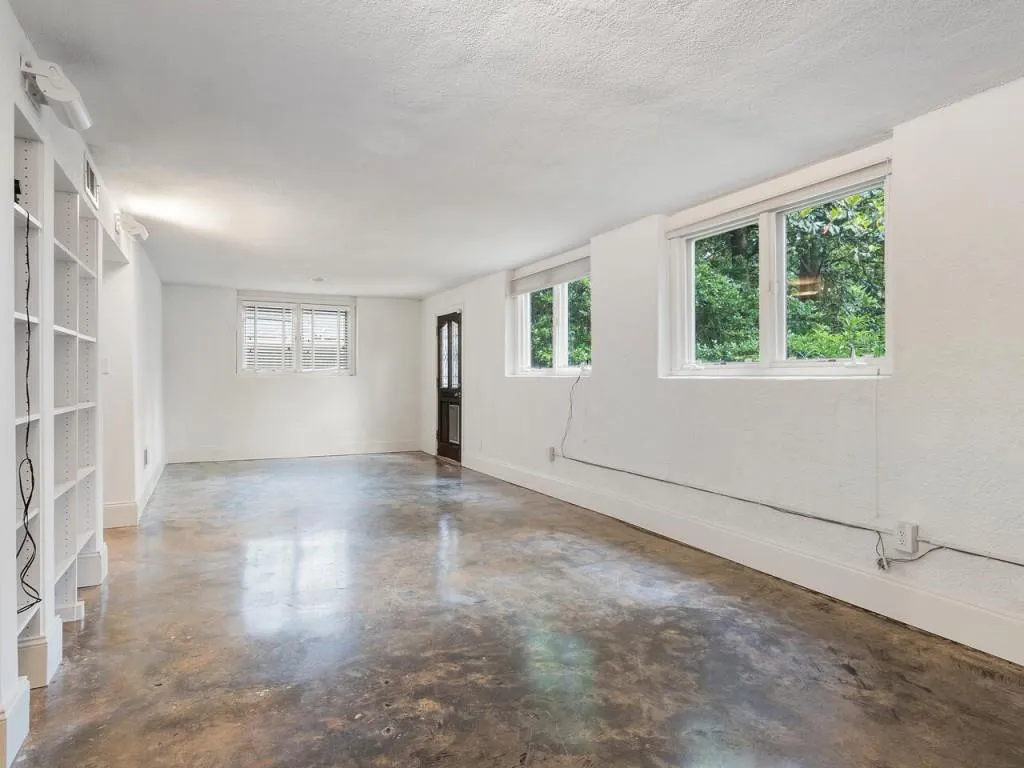 425 Franklin Road, Atlanta, Georgia 30342, 4 Bedrooms Bedrooms, ,3 BathroomsBathrooms,Residential,Sold,425 Franklin Road,7394878