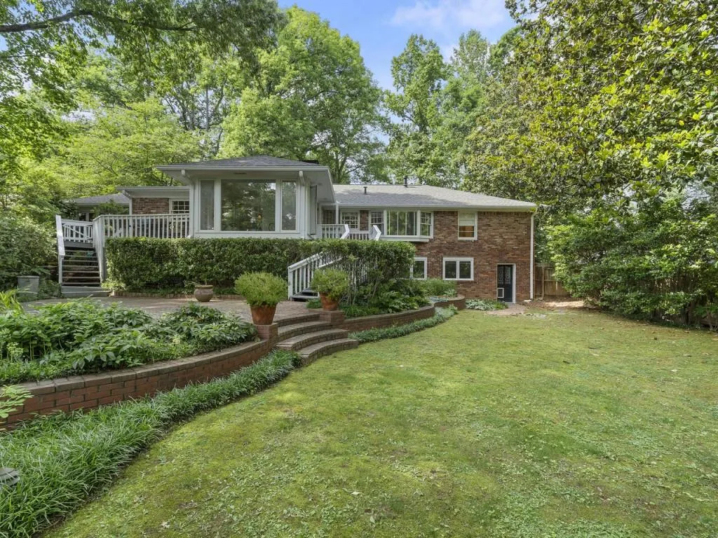 425 Franklin Road, Atlanta, Georgia 30342, 4 Bedrooms Bedrooms, ,3 BathroomsBathrooms,Residential,Sold,425 Franklin Road,7394878