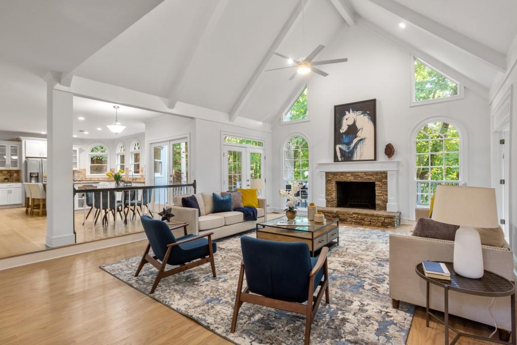 2960 Coles Way, Sandy Springs, Georgia 30350, 5 Bedrooms Bedrooms, ,4 BathroomsBathrooms,Residential,Sold,2960 Coles Way,7309517