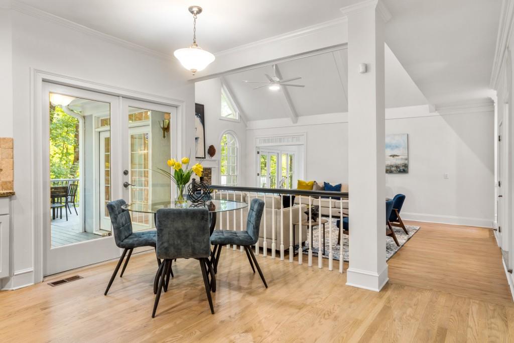 2960 Coles Way, Sandy Springs, Georgia 30350, 5 Bedrooms Bedrooms, ,4 BathroomsBathrooms,Residential,Sold,2960 Coles Way,7309517