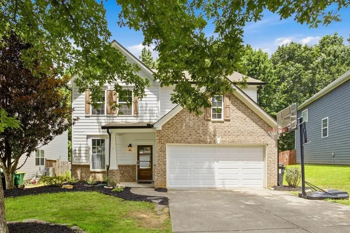 560 Crestmont Lane, Canton, Georgia 30114