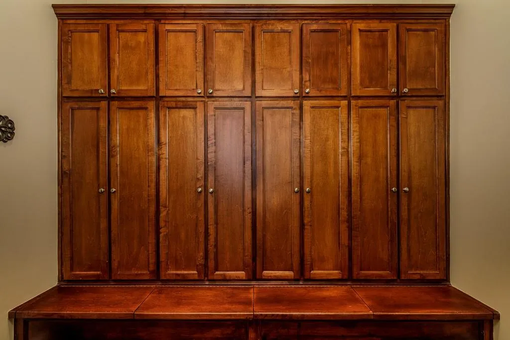 7798 Stables Drive, Sandy Springs, Georgia 30350, 5 Bedrooms Bedrooms, ,5 BathroomsBathrooms,Residential,Sold,7798 Stables Drive,6774612