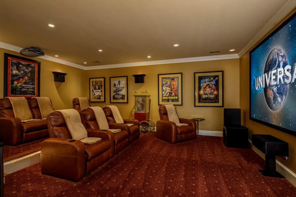 7798 Stables Drive, Sandy Springs, Georgia 30350, 5 Bedrooms Bedrooms, ,5 BathroomsBathrooms,Residential,Sold,7798 Stables Drive,6774612