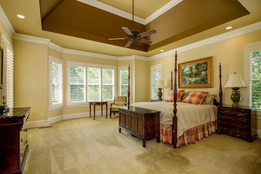 7798 Stables Drive, Sandy Springs, Georgia 30350, 5 Bedrooms Bedrooms, ,5 BathroomsBathrooms,Residential,Sold,7798 Stables Drive,6774612