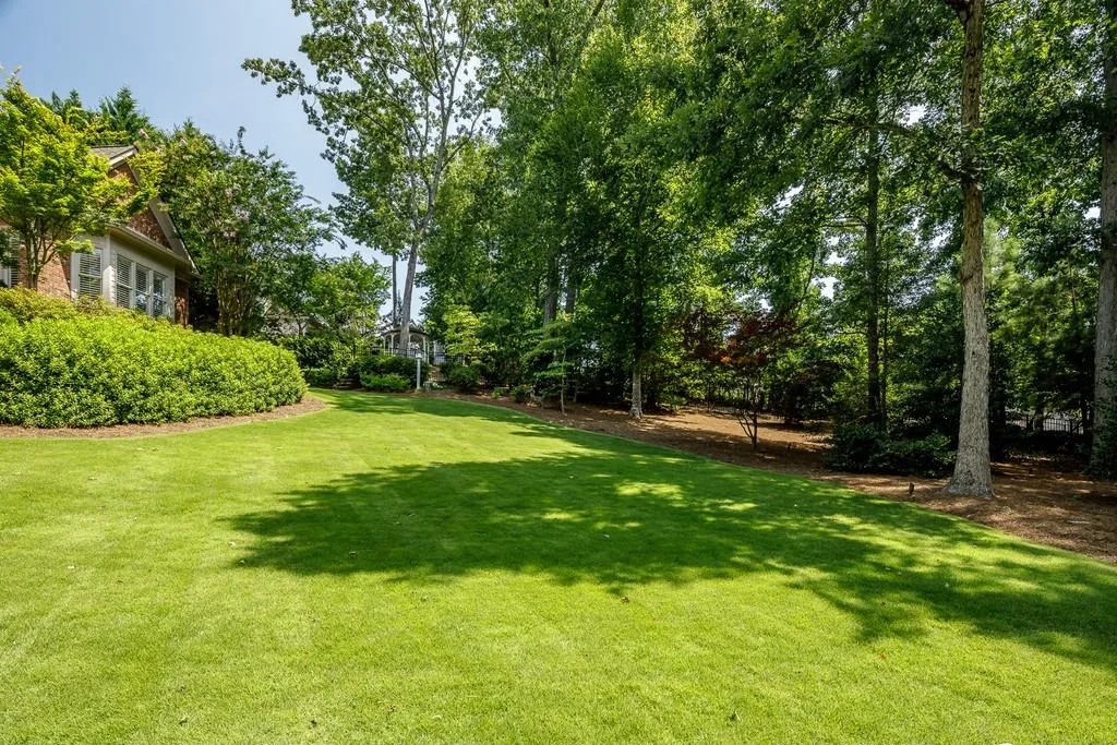 7798 Stables Drive, Sandy Springs, Georgia 30350, 5 Bedrooms Bedrooms, ,5 BathroomsBathrooms,Residential,Sold,7798 Stables Drive,6774612