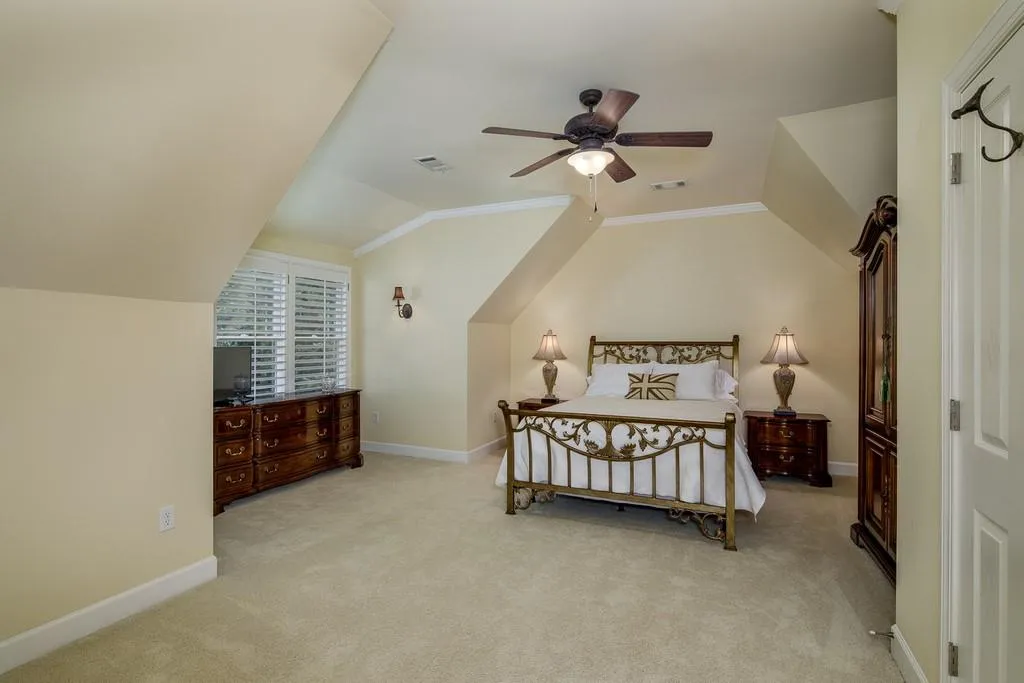 7798 Stables Drive, Sandy Springs, Georgia 30350, 5 Bedrooms Bedrooms, ,5 BathroomsBathrooms,Residential,Sold,7798 Stables Drive,6774612