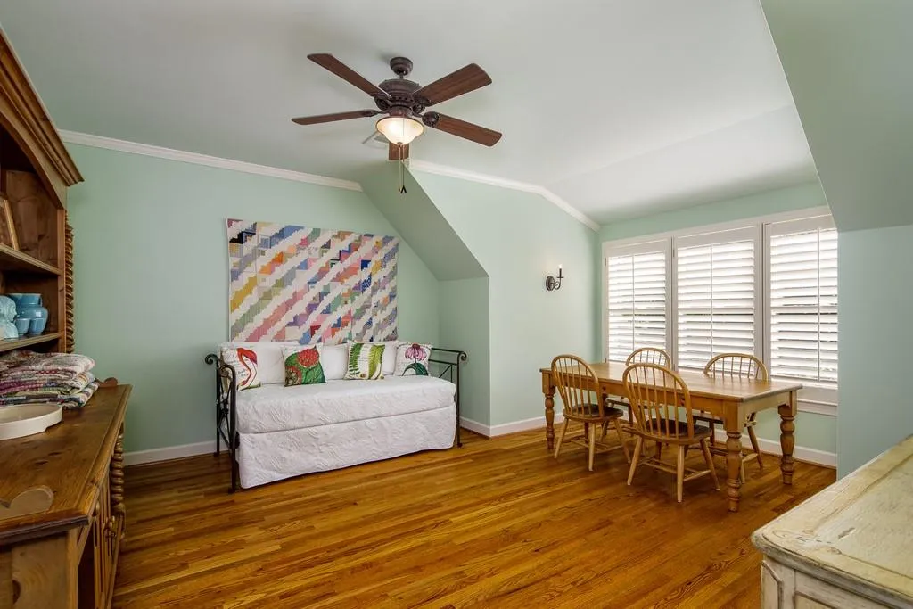 7798 Stables Drive, Sandy Springs, Georgia 30350, 5 Bedrooms Bedrooms, ,5 BathroomsBathrooms,Residential,Sold,7798 Stables Drive,6774612