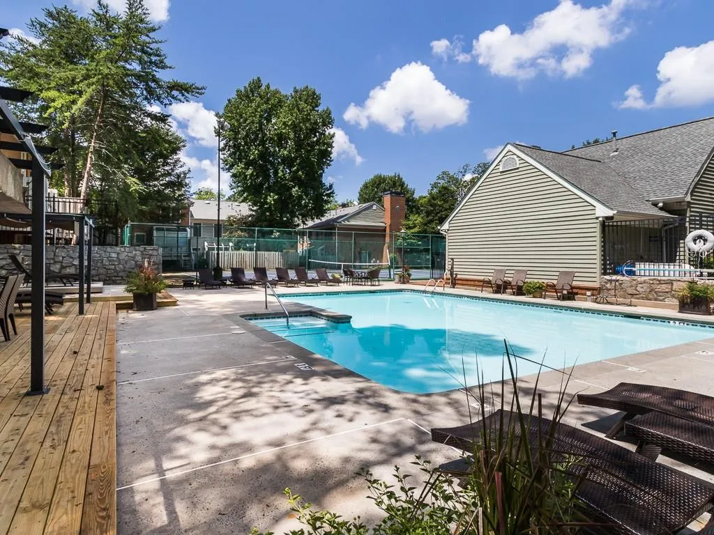 48 Mount Vernon Circle Unit 48, Dunwoody, Georgia 30338, 3 Bedrooms Bedrooms, ,2 BathroomsBathrooms,Residential,Sold,48 Mount Vernon Circle Unit 48,5971299