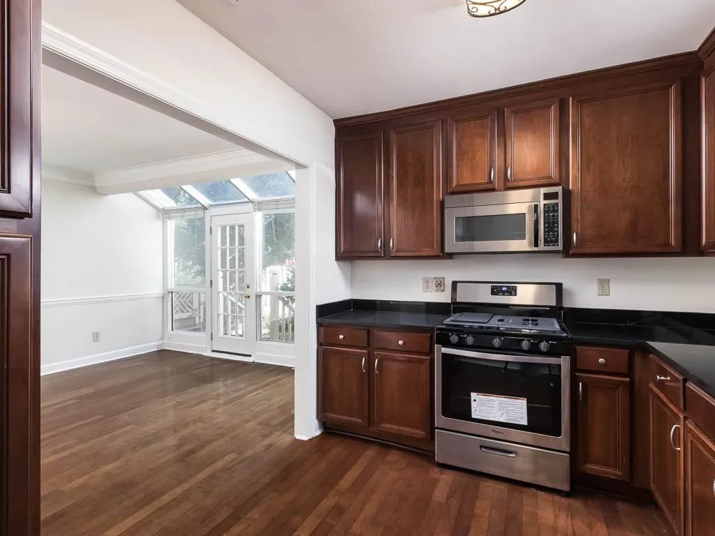 48 Mount Vernon Circle Unit 48, Dunwoody, Georgia 30338, 3 Bedrooms Bedrooms, ,2 BathroomsBathrooms,Residential,Sold,48 Mount Vernon Circle Unit 48,5971299