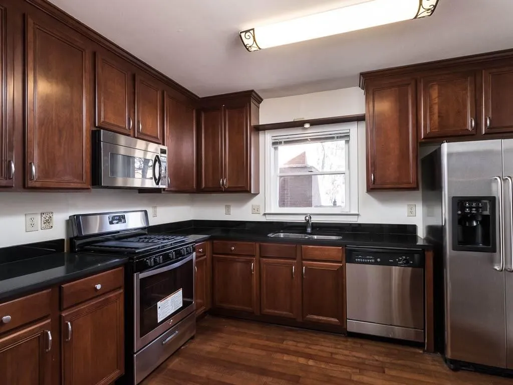 48 Mount Vernon Circle Unit 48, Dunwoody, Georgia 30338, 3 Bedrooms Bedrooms, ,2 BathroomsBathrooms,Residential,Sold,48 Mount Vernon Circle Unit 48,5971299