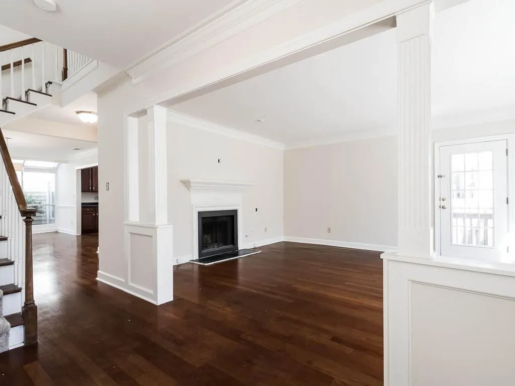 48 Mount Vernon Circle Unit 48, Dunwoody, Georgia 30338, 3 Bedrooms Bedrooms, ,2 BathroomsBathrooms,Residential,Sold,48 Mount Vernon Circle Unit 48,5971299