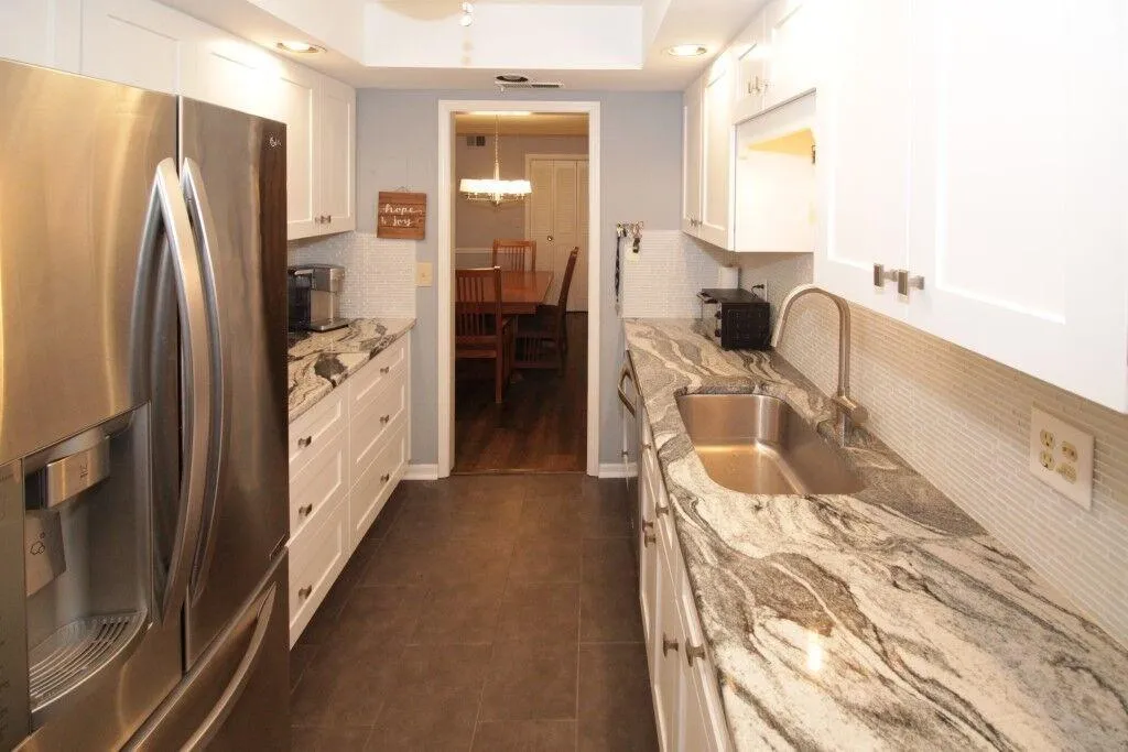 6851 Roswell Road Unit D-5, Sandy Springs, Georgia 30328, 3 Bedrooms Bedrooms, ,2 BathroomsBathrooms,Residential,Sold,6851 Roswell Road Unit D-5,5973005