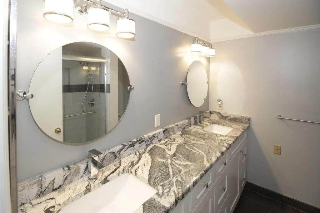 6851 Roswell Road Unit D-5, Sandy Springs, Georgia 30328, 3 Bedrooms Bedrooms, ,2 BathroomsBathrooms,Residential,Sold,6851 Roswell Road Unit D-5,5973005