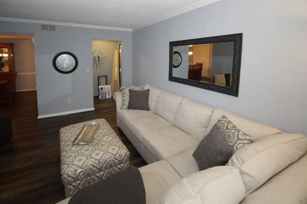 6851 Roswell Road Unit D-5, Sandy Springs, Georgia 30328, 3 Bedrooms Bedrooms, ,2 BathroomsBathrooms,Residential,Sold,6851 Roswell Road Unit D-5,5973005