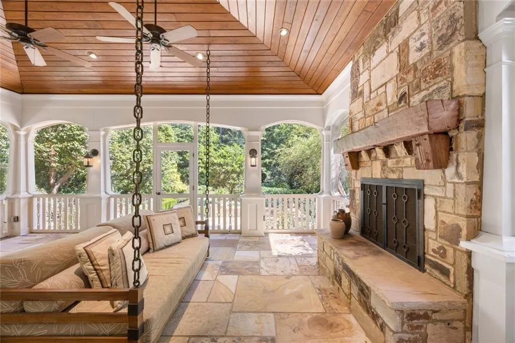 707 Darlington Road Ne, Atlanta, Georgia 30305, 4 Bedrooms Bedrooms, 0 ,3 BathroomsBathrooms,Residential,For Sale,707 Darlington Road Ne,7832256