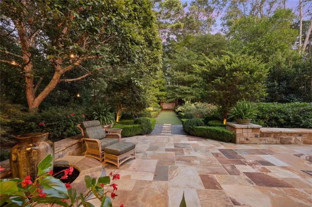 707 Darlington Road Ne, Atlanta, Georgia 30305, 4 Bedrooms Bedrooms, 0 ,3 BathroomsBathrooms,Residential,For Sale,707 Darlington Road Ne,7832256
