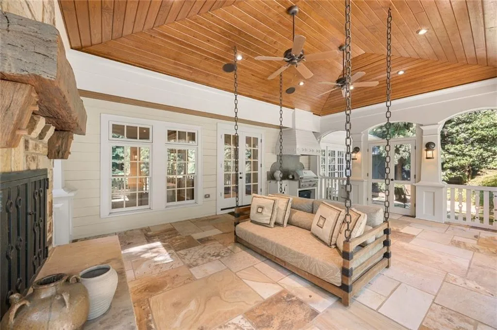 707 Darlington Road Ne, Atlanta, Georgia 30305, 4 Bedrooms Bedrooms, 0 ,3 BathroomsBathrooms,Residential,For Sale,707 Darlington Road Ne,7832256