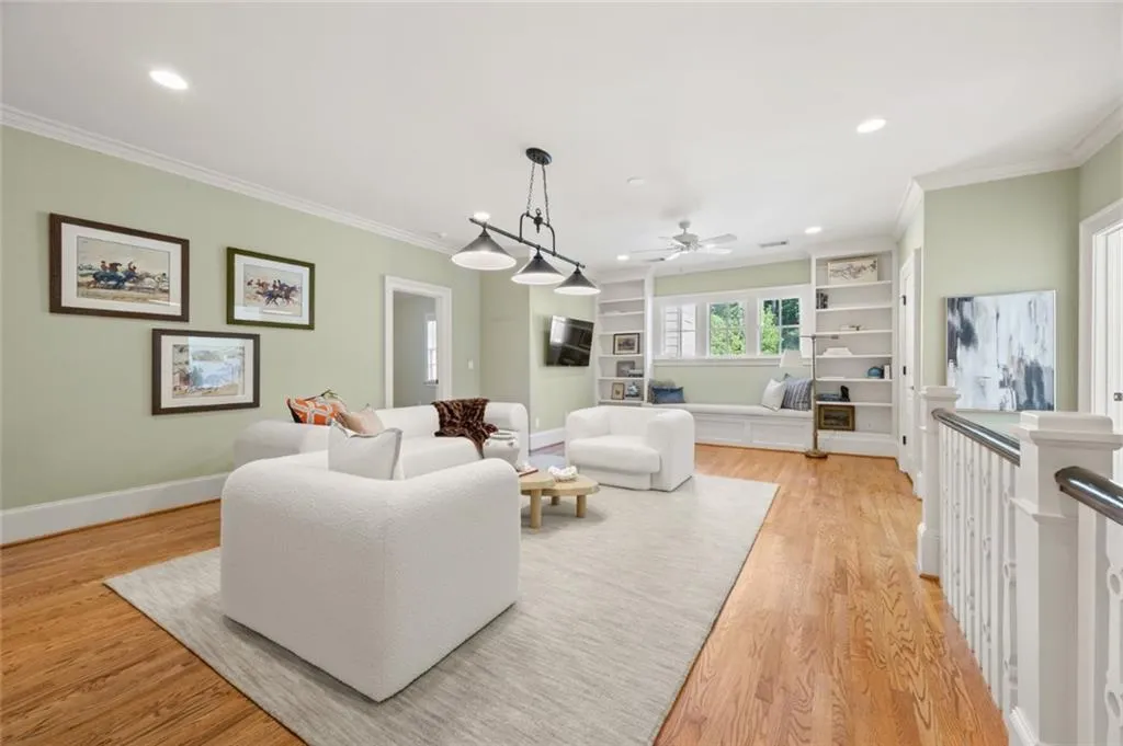 707 Darlington Road Ne, Atlanta, Georgia 30305, 4 Bedrooms Bedrooms, 0 ,3 BathroomsBathrooms,Residential,For Sale,707 Darlington Road Ne,7832256