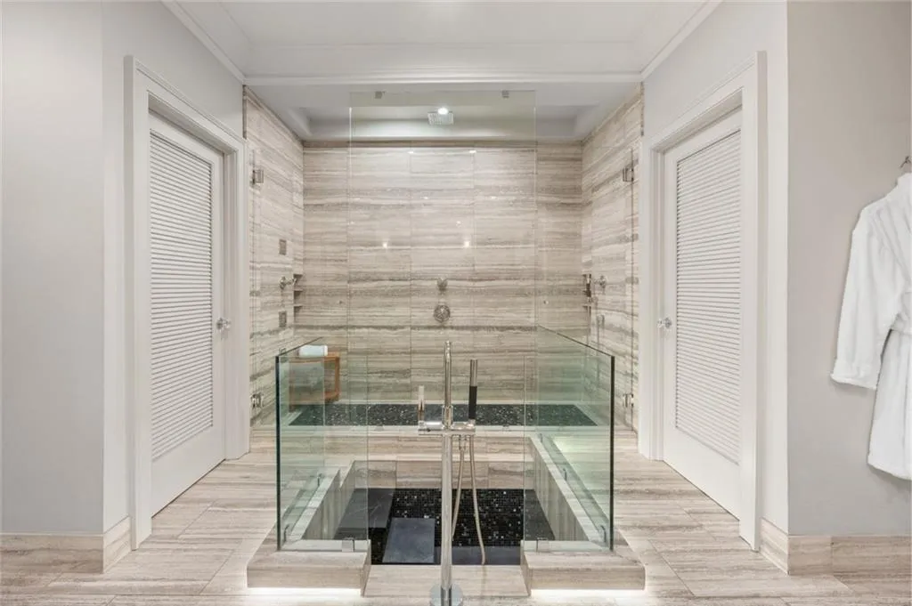 707 Darlington Road Ne, Atlanta, Georgia 30305, 4 Bedrooms Bedrooms, 0 ,3 BathroomsBathrooms,Residential,For Sale,707 Darlington Road Ne,7832256