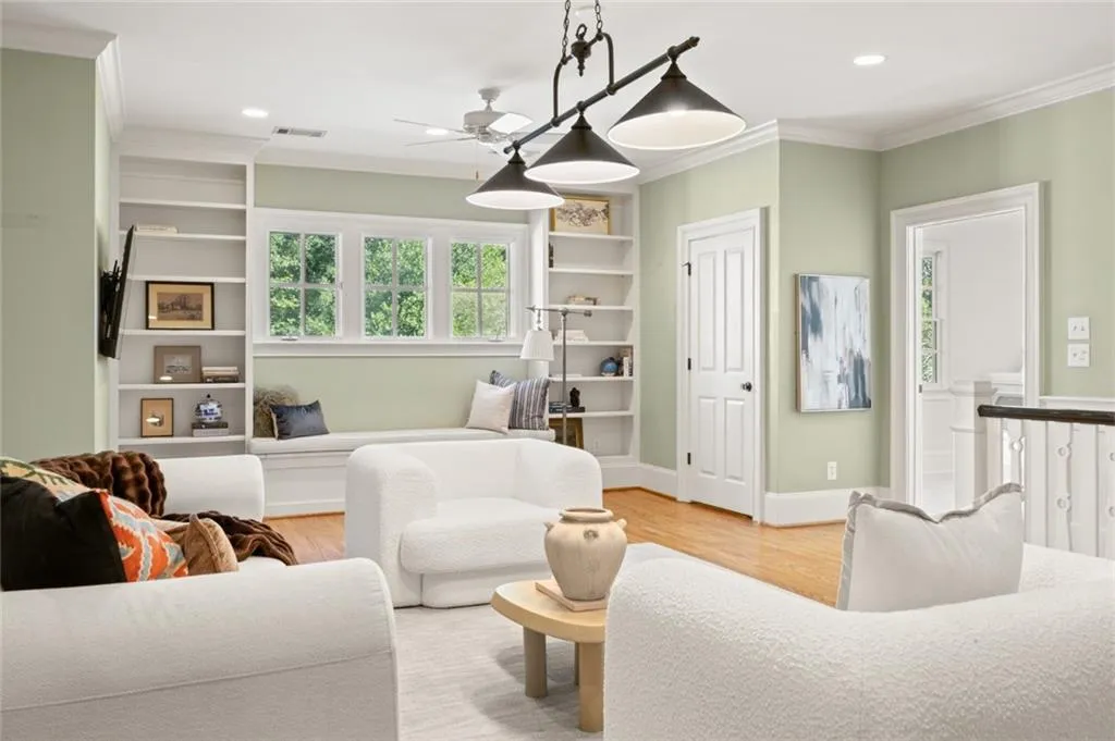 707 Darlington Road Ne, Atlanta, Georgia 30305, 4 Bedrooms Bedrooms, 0 ,3 BathroomsBathrooms,Residential,For Sale,707 Darlington Road Ne,7832256