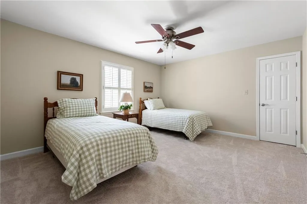 760 Old Campus Trail, Atlanta, Georgia 30328, 4 Bedrooms Bedrooms, ,2 BathroomsBathrooms,Residential,For Sale,760 Old Campus Trail,7750593