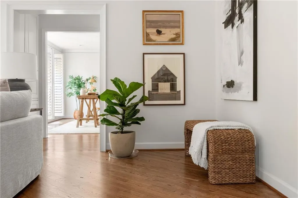 760 Old Campus Trail, Atlanta, Georgia 30328, 4 Bedrooms Bedrooms, ,2 BathroomsBathrooms,Residential,For Sale,760 Old Campus Trail,7750593
