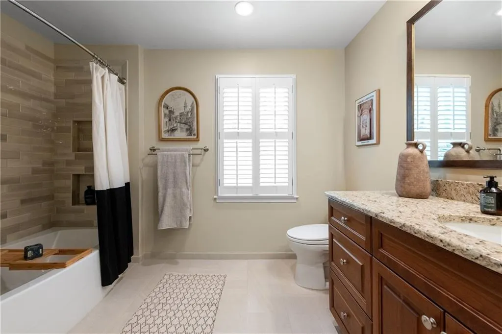 760 Old Campus Trail, Atlanta, Georgia 30328, 4 Bedrooms Bedrooms, ,2 BathroomsBathrooms,Residential,For Sale,760 Old Campus Trail,7750593