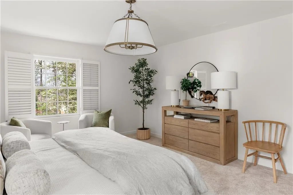 760 Old Campus Trail, Atlanta, Georgia 30328, 4 Bedrooms Bedrooms, ,2 BathroomsBathrooms,Residential,For Sale,760 Old Campus Trail,7750593