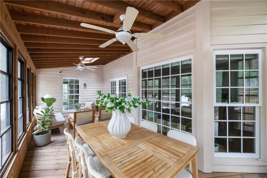 760 Old Campus Trail, Atlanta, Georgia 30328, 4 Bedrooms Bedrooms, ,2 BathroomsBathrooms,Residential,For Sale,760 Old Campus Trail,7750593
