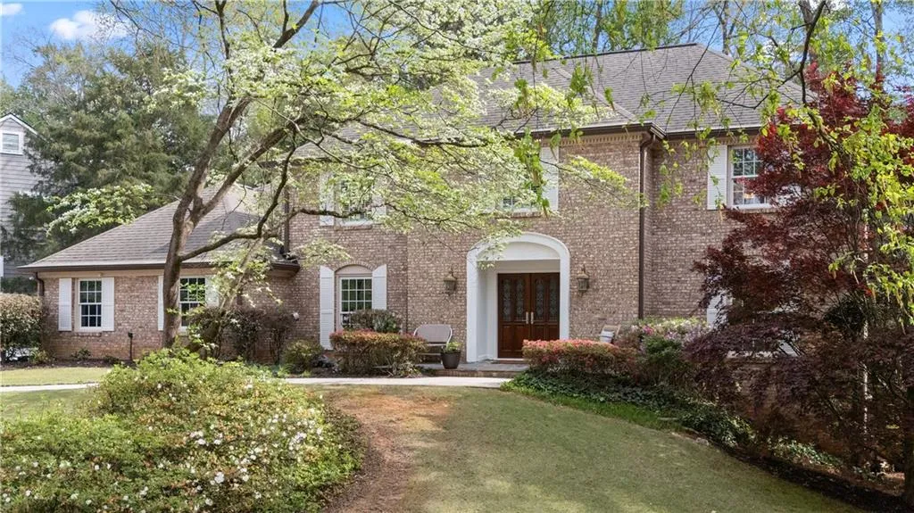760 Old Campus Trail, Atlanta, Georgia 30328, 4 Bedrooms Bedrooms, ,2 BathroomsBathrooms,Residential,For Sale,760 Old Campus Trail,7750593