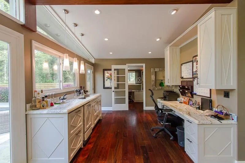 701 Montana Road Nw, Atlanta, Georgia 30327, 4 Bedrooms Bedrooms, ,4 BathroomsBathrooms,Residential,Sold,701 Montana Road Nw,5666275