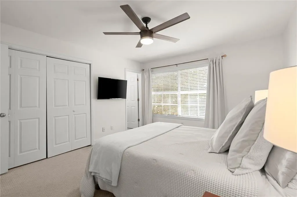 6980 Roswell Road, Atlanta, Georgia 30328, 3 Bedrooms Bedrooms, ,2 BathroomsBathrooms,Residential,For Sale,6980 Roswell Road,7751901