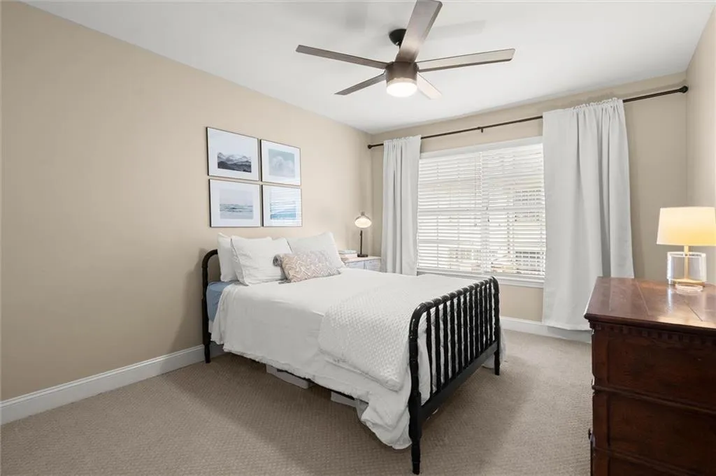 6980 Roswell Road, Atlanta, Georgia 30328, 3 Bedrooms Bedrooms, ,2 BathroomsBathrooms,Residential,For Sale,6980 Roswell Road,7751901