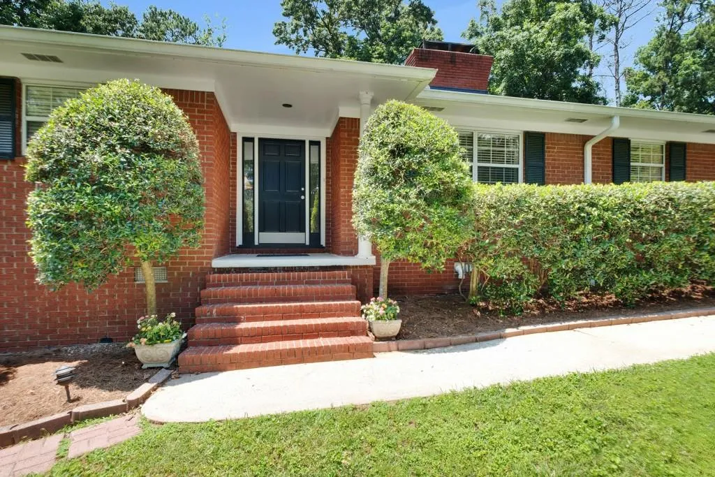 6678 Brandon Mill Road, Sandy Springs, Georgia 30328, 5 Bedrooms Bedrooms, ,3 BathroomsBathrooms,Residential,Sold,6678 Brandon Mill Road,6026050