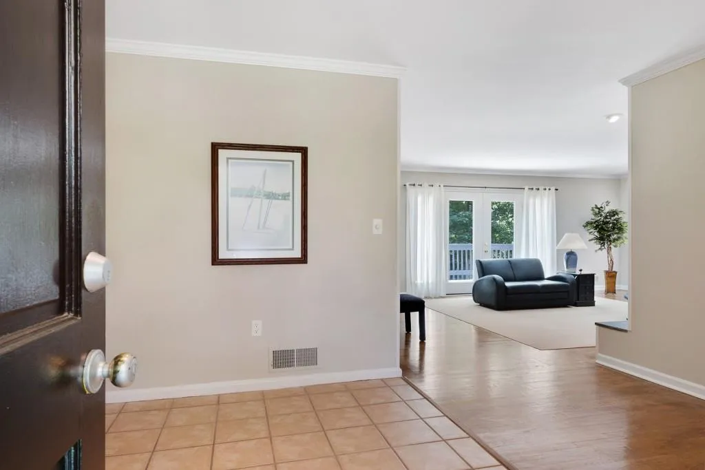 6678 Brandon Mill Road, Sandy Springs, Georgia 30328, 5 Bedrooms Bedrooms, ,3 BathroomsBathrooms,Residential,Sold,6678 Brandon Mill Road,6026050
