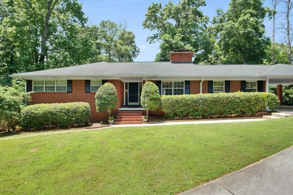6678 Brandon Mill Road, Sandy Springs, Georgia 30328, 5 Bedrooms Bedrooms, ,3 BathroomsBathrooms,Residential,Sold,6678 Brandon Mill Road,6026050