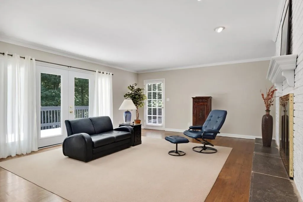 6678 Brandon Mill Road, Sandy Springs, Georgia 30328, 5 Bedrooms Bedrooms, ,3 BathroomsBathrooms,Residential,Sold,6678 Brandon Mill Road,6026050