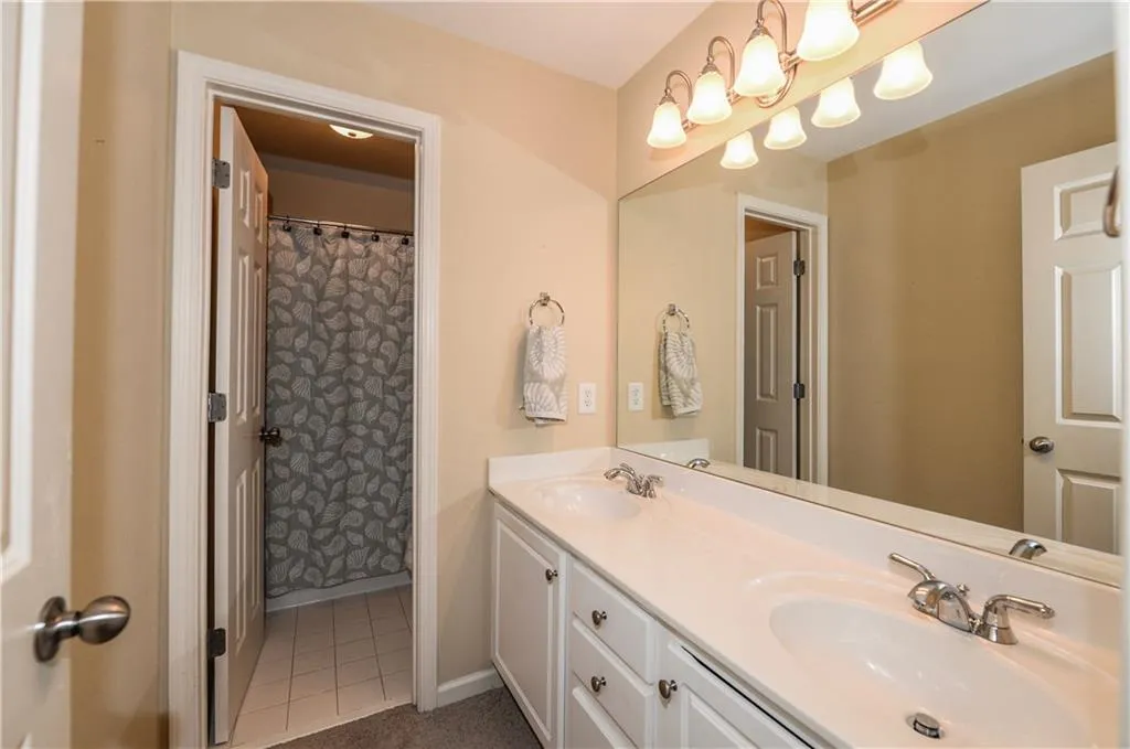 7264 Village Creek Trace Unit 7264, Sandy Springs, Georgia 30328, 4 Bedrooms Bedrooms, ,3 BathroomsBathrooms,Residential,Sold,7264 Village Creek Trace Unit 7264,5732525