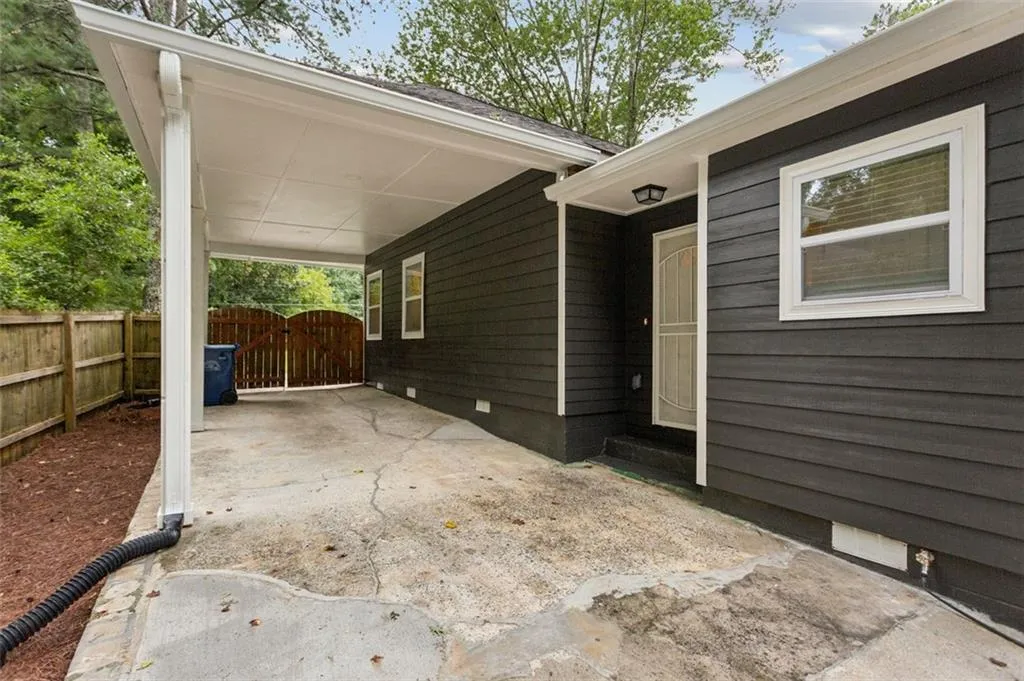 2779 Dale Creek Drive Nw, Atlanta, Georgia 30318, 4 Bedrooms Bedrooms, ,3 BathroomsBathrooms,Residential,For Sale,2779 Dale Creek Drive Nw,7598808