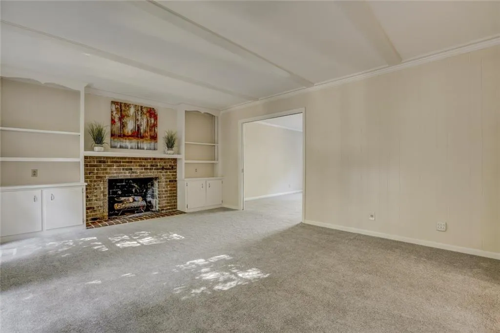 1155 Churchill Downs Road, Sandy Springs, Georgia 30319, 6 Bedrooms Bedrooms, ,5 BathroomsBathrooms,Residential,Sold,1155 Churchill Downs Road,5925862